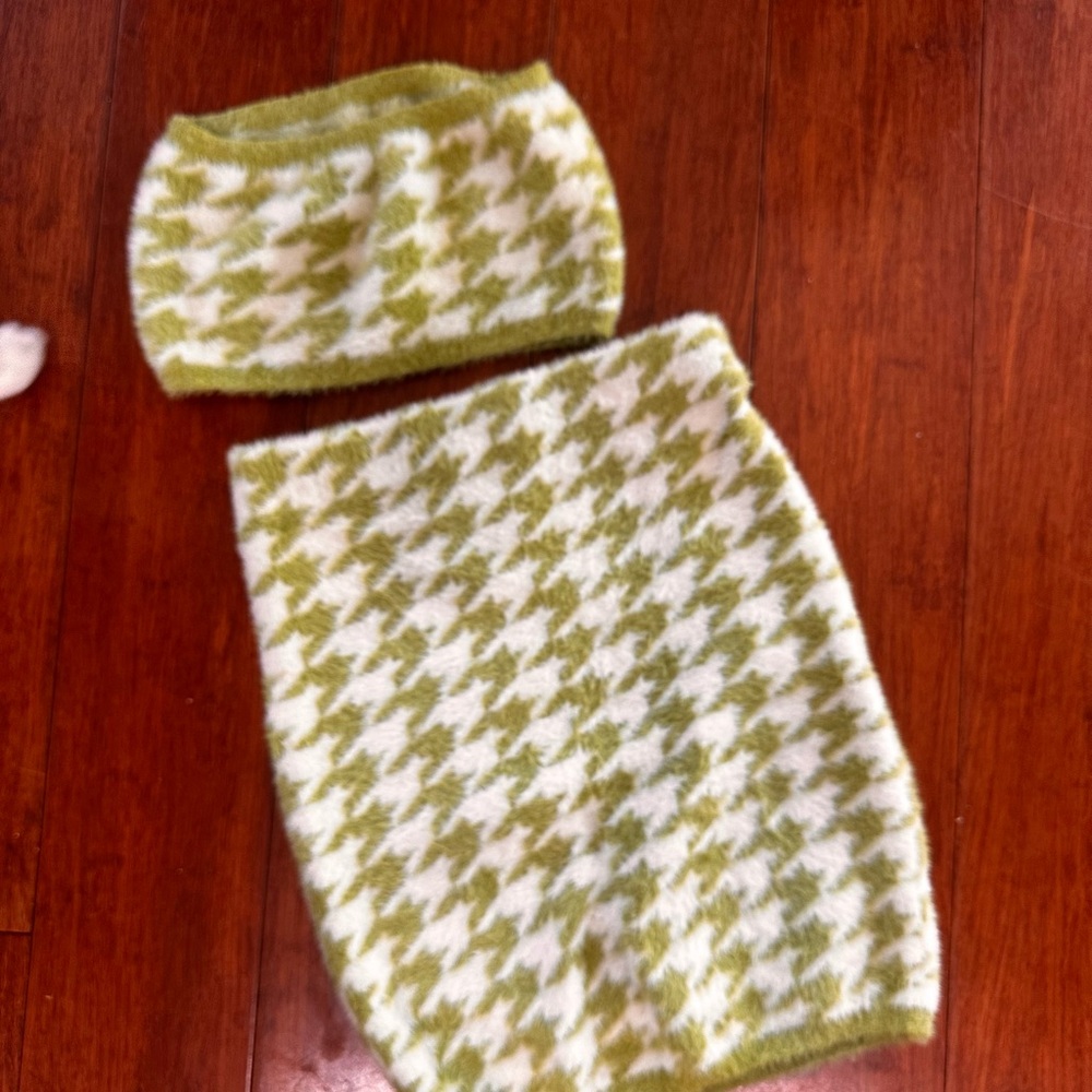 Princess Polly Green and White Diaper Covers